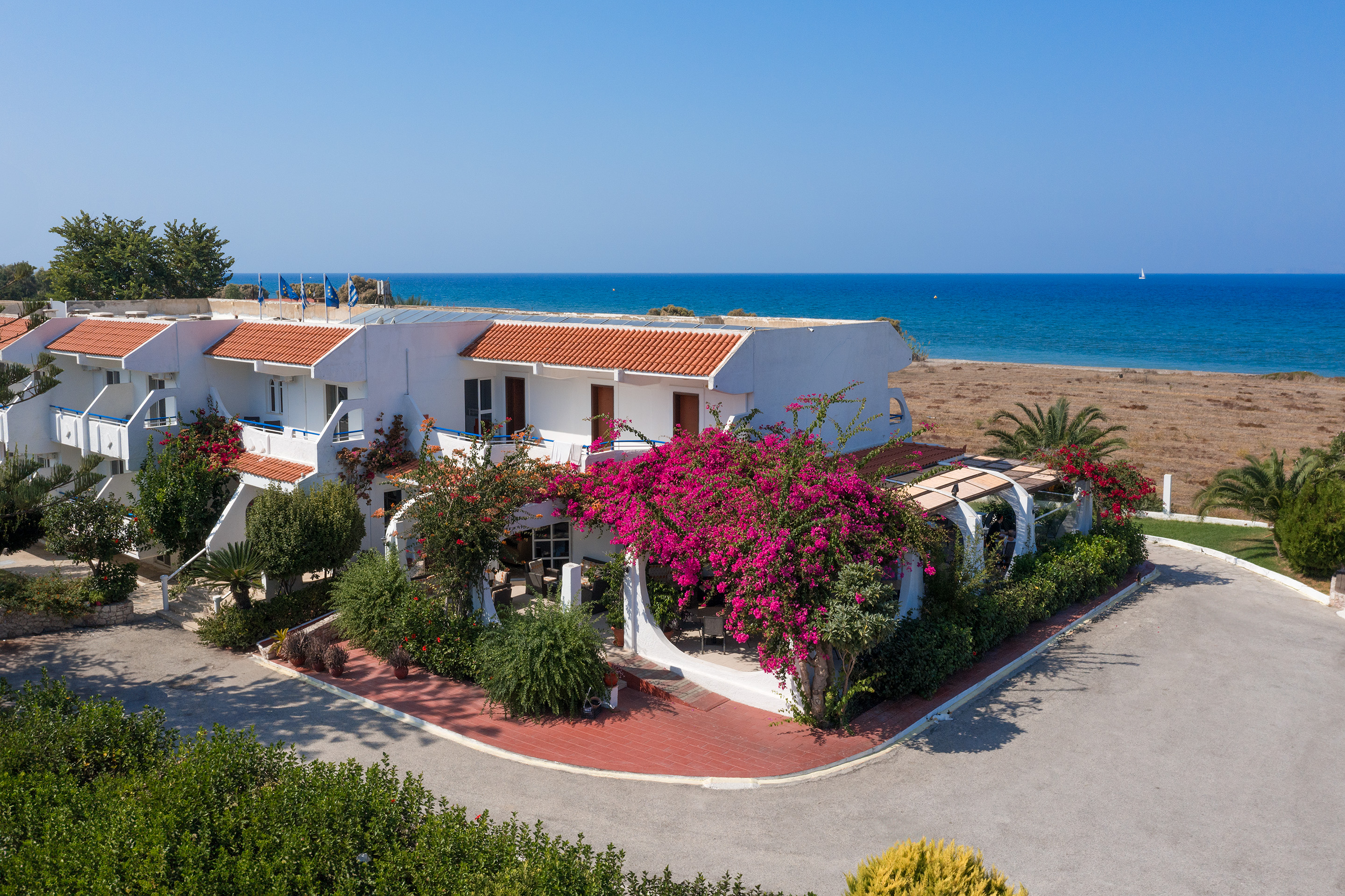 Billede av hotellet Nirvana Beach - nummer 1 af 10