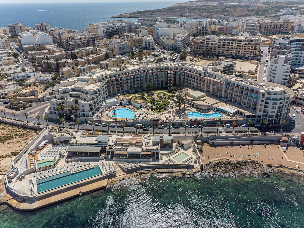 Billede av hotellet DoubleTree by Hilton Malta - nummer 1 af 6