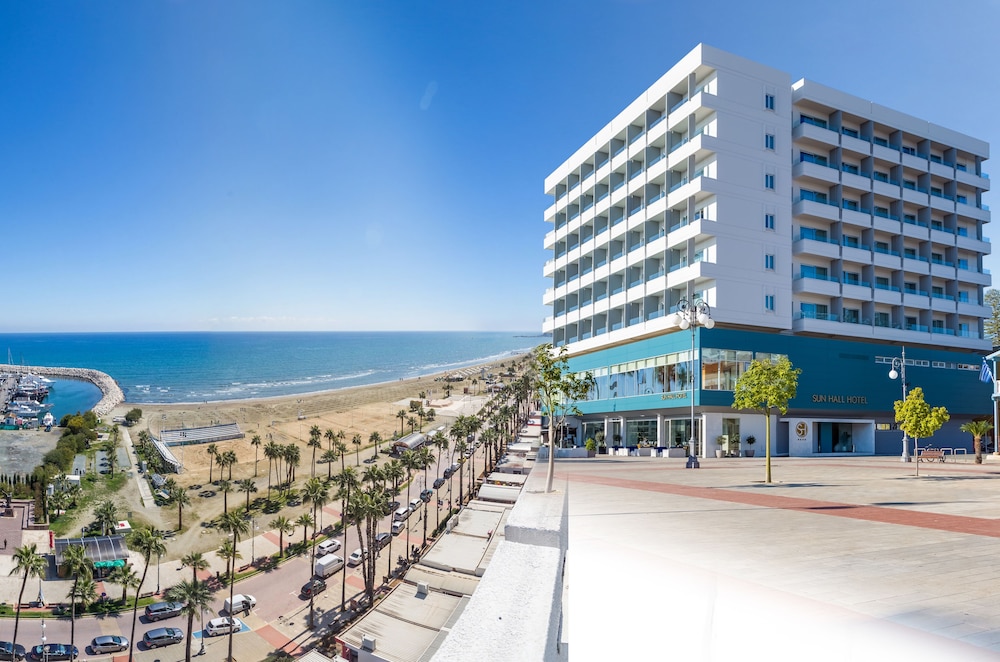 Billede av hotellet Sun Hall Beach Hotel Apts. - nummer 1 af 6