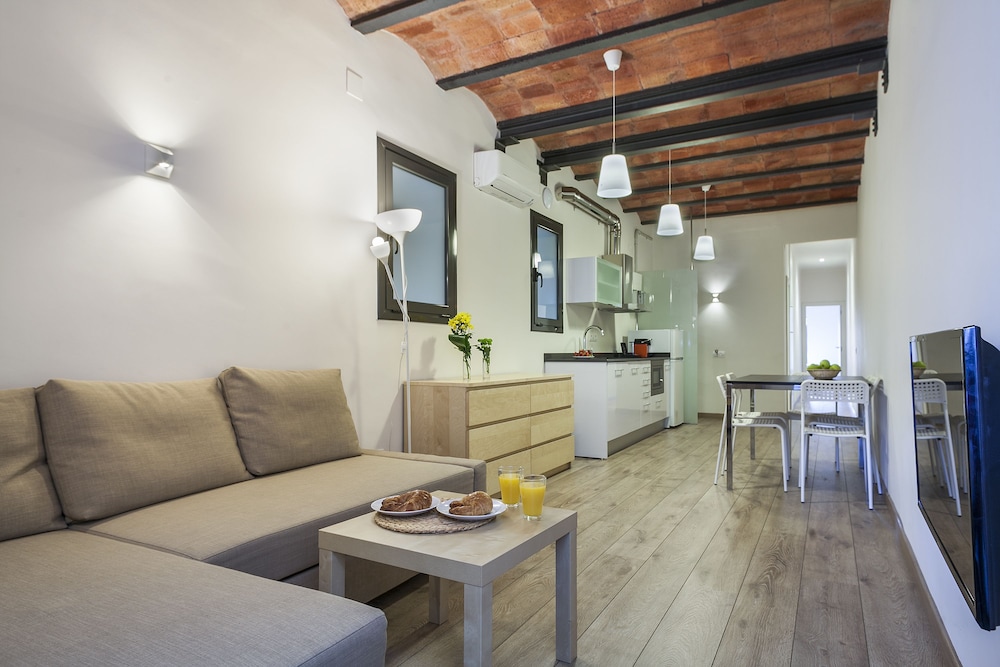 Billede av hotellet Fira Centric Apartments by gaiarooms - nummer 1 af 6
