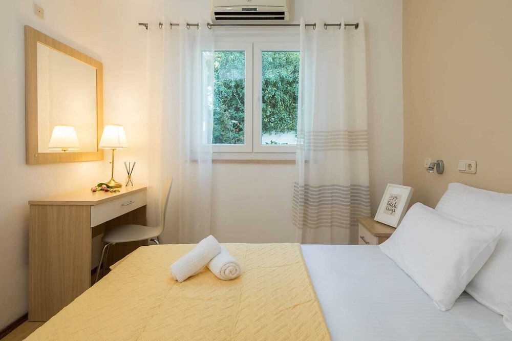Billede av hotellet Lavica seaside apartments - nummer 1 af 9