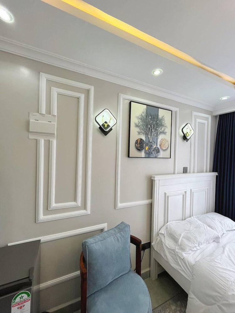 Hotellbilder av Lux Suites Fedha Studio Apartments - nummer 1 av 6