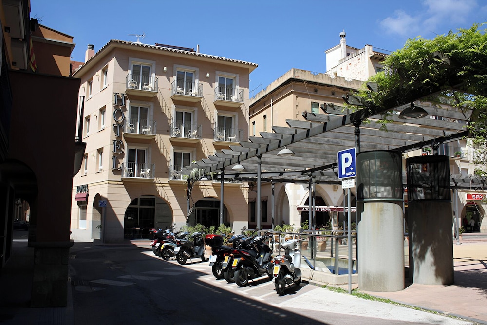 Billede av hotellet Hotel Plaça - nummer 1 af 6