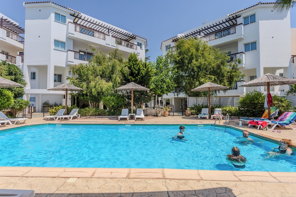 Billede av hotellet Artemis Cynthia Complex - nummer 1 af 6
