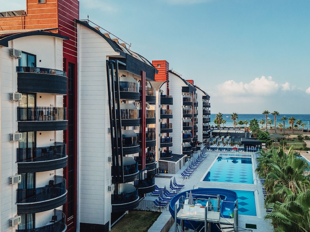 Hotellbilder av Grand Uysal Beach&Spa Hotel - - nummer 1 av 6