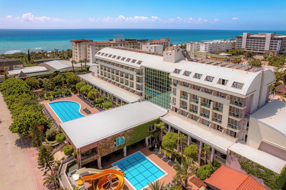 Billede av hotellet Telatiye Resort Hotel - - nummer 1 af 6