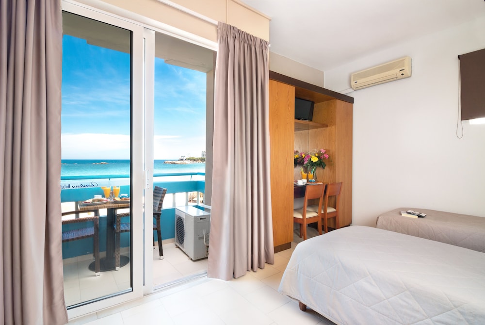 Bilder från hotellet Christina Beach - nummer 1 av 10