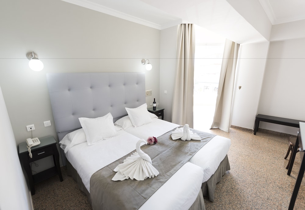 Billede av hotellet Hotel Toboso Chaparil - nummer 1 af 10