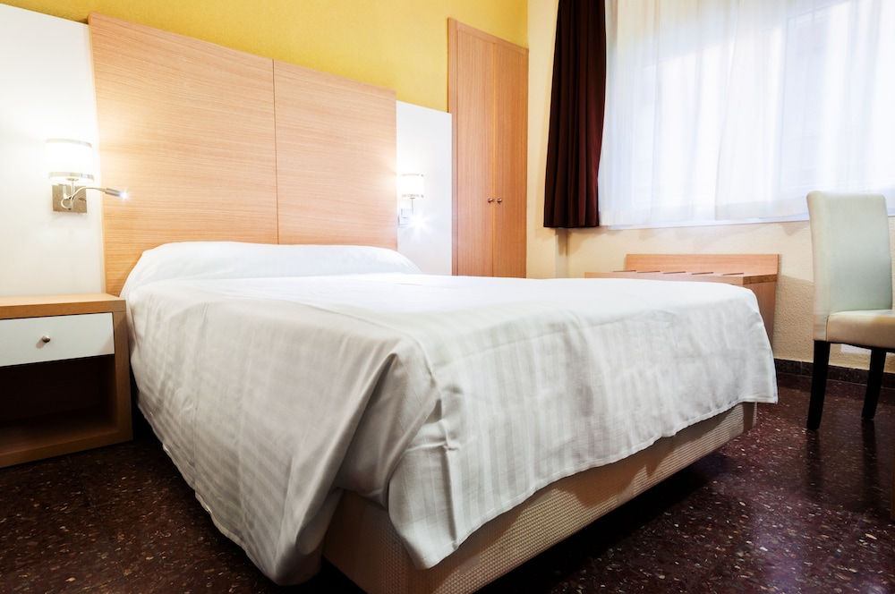 Bilder från hotellet Hotel Fontana Plaza - nummer 1 av 9