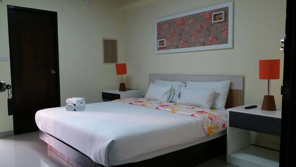 Bilder från hotellet AA Villa Garden Airport - nummer 1 av 6