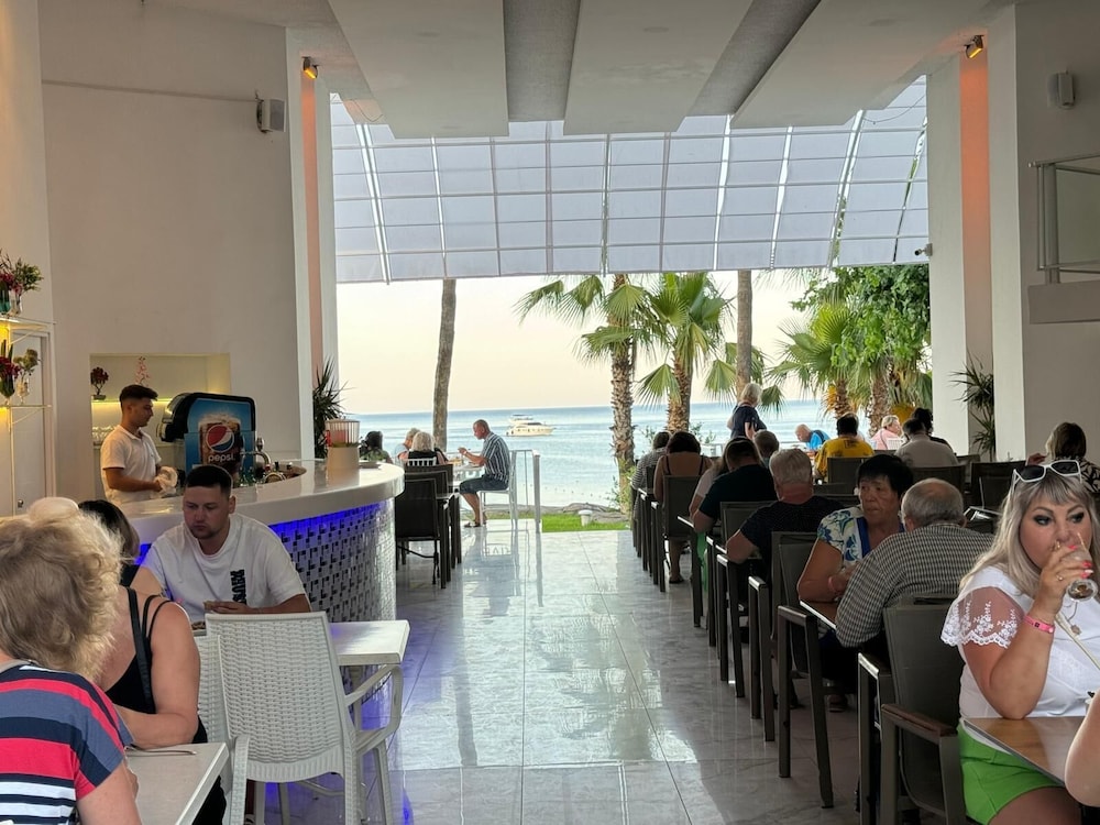 Bilder från hotellet Olimpos Beach Hotel by RRH&R - nummer 1 av 10