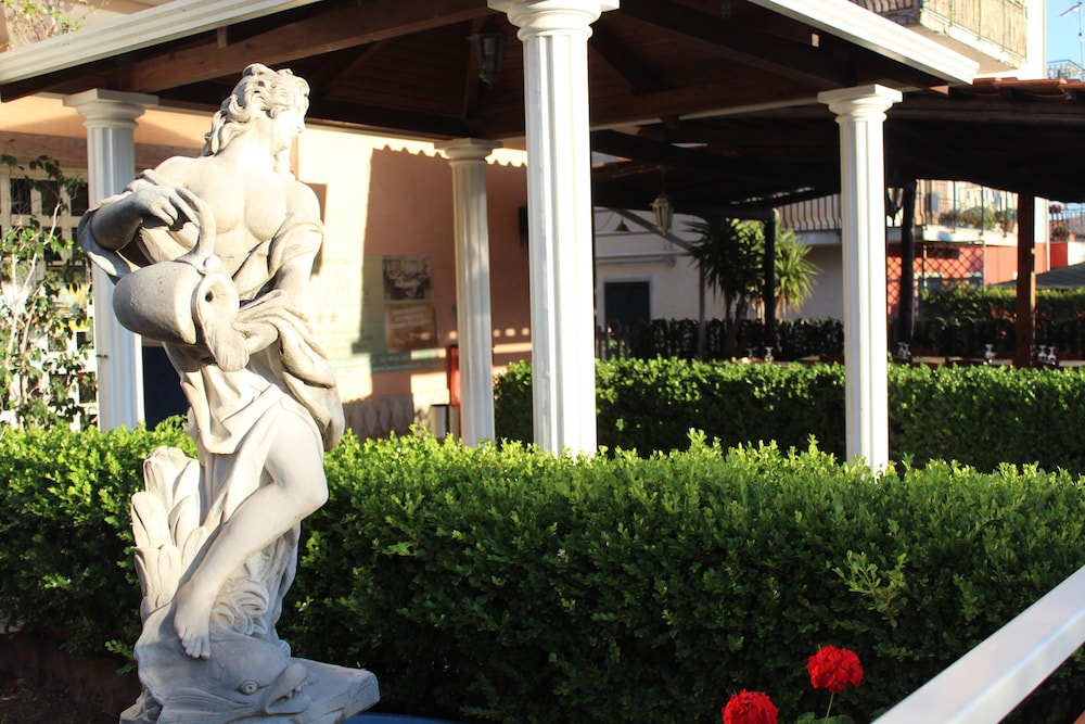 Hotellbilder av Ristorante Hotel Avvenire - nummer 1 av 10