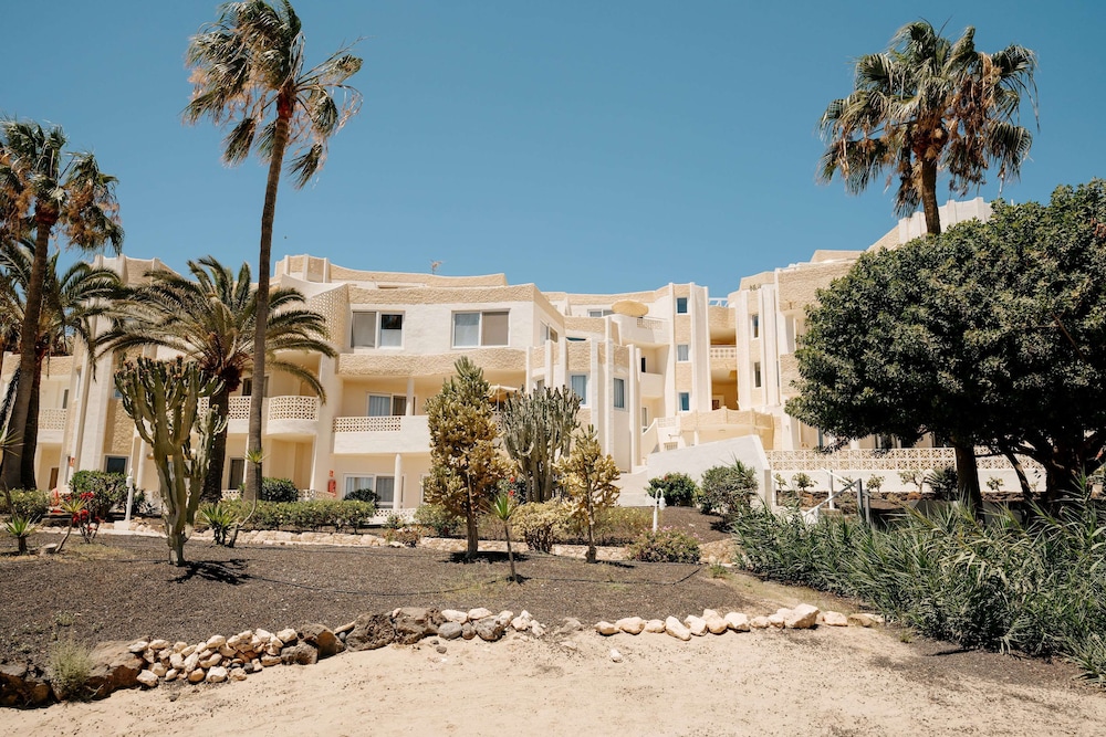 Billede av hotellet R2 Maryvent Beach Apartment - nummer 1 af 10