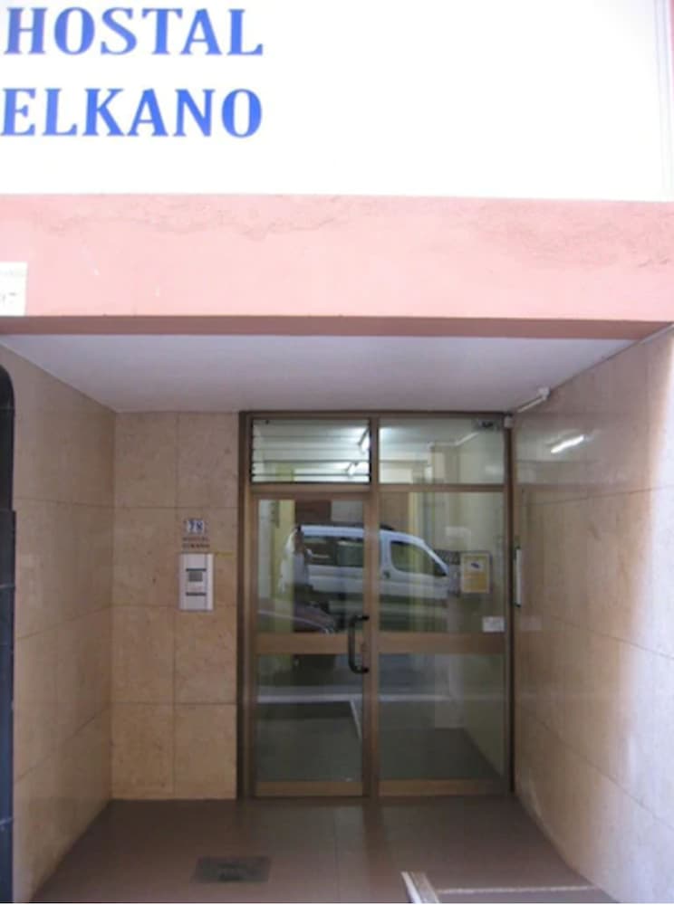 Billede av hotellet Hostal Elkano - nummer 1 af 6