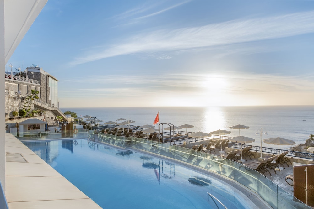 Billede av hotellet Club Cala Blanca - nummer 1 af 10