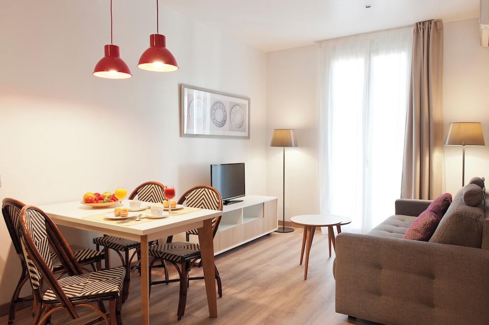 Billede av hotellet MH Apartments S. Familia - nummer 1 af 6