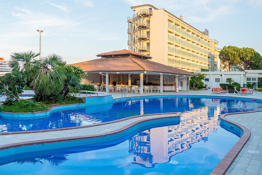 Billede av hotellet Adria - nummer 1 af 10