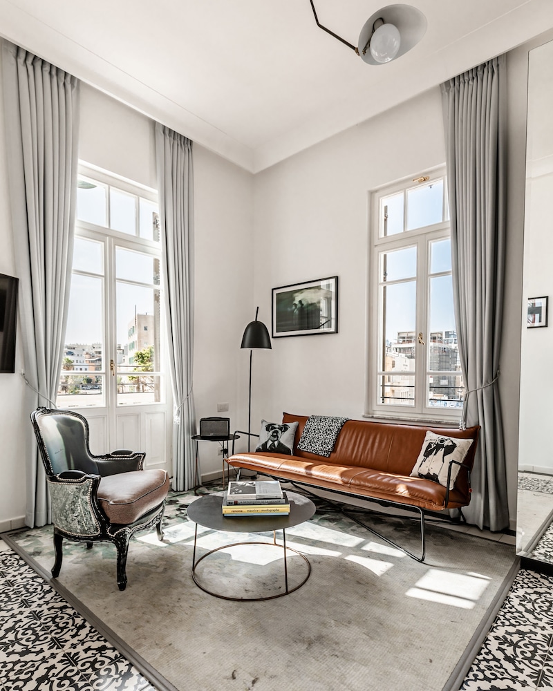 Bilder från hotellet Renoma Hotel - nummer 1 av 10