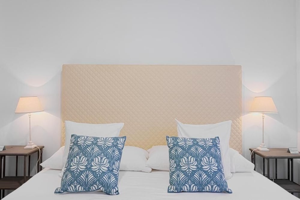 Billede av hotellet Apartamentos Pompidou - nummer 1 af 6
