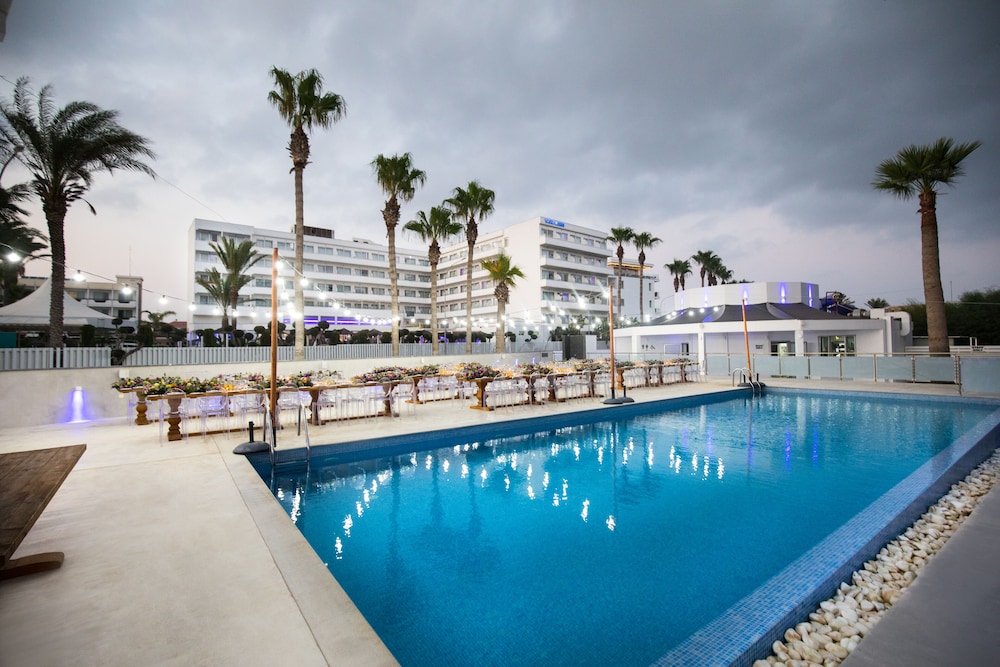 Hotellbilder av Tasia Maris Beach Hotel and Spa - Adults Only - nummer 1 av 10