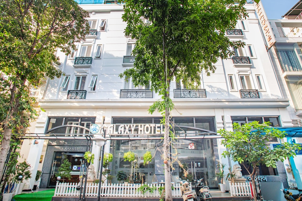 Bilder från hotellet Galaxy Hotel - nummer 1 av 6