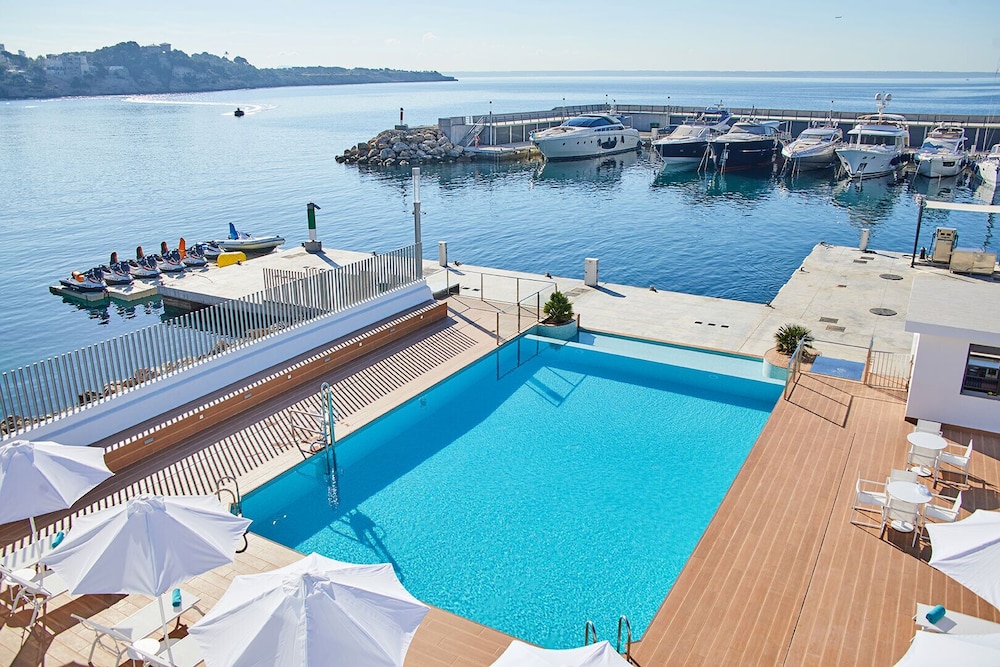 Billede av hotellet Calanova Sports Residence - nummer 1 af 10