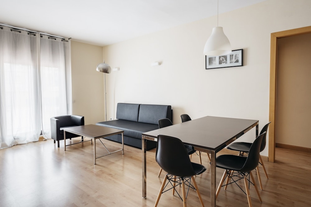 Billede av hotellet Villarroel Apartments Barcelona - nummer 1 af 6