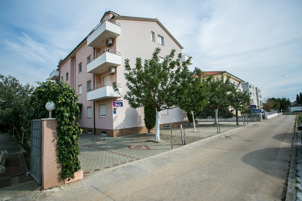 Billede av hotellet Apartments Bili - nummer 1 af 6