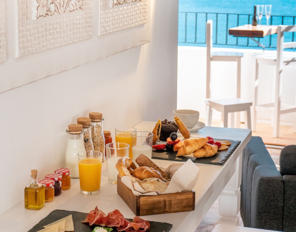 Billede av hotellet Porta Nova Suites Altea - Adults Only - nummer 1 af 6