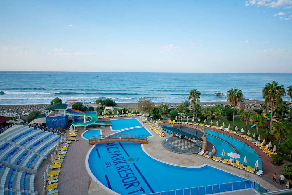 Billede av hotellet M.C Beach Park Resort Hotel - - nummer 1 af 6