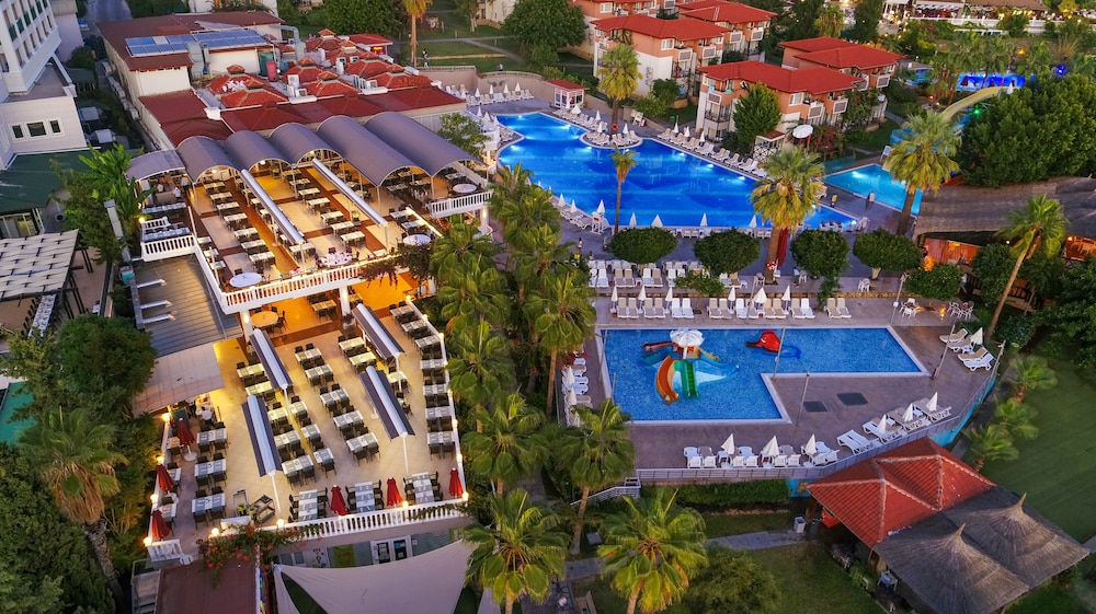 Billede av hotellet Justiniano Deluxe Resort – - nummer 1 af 6