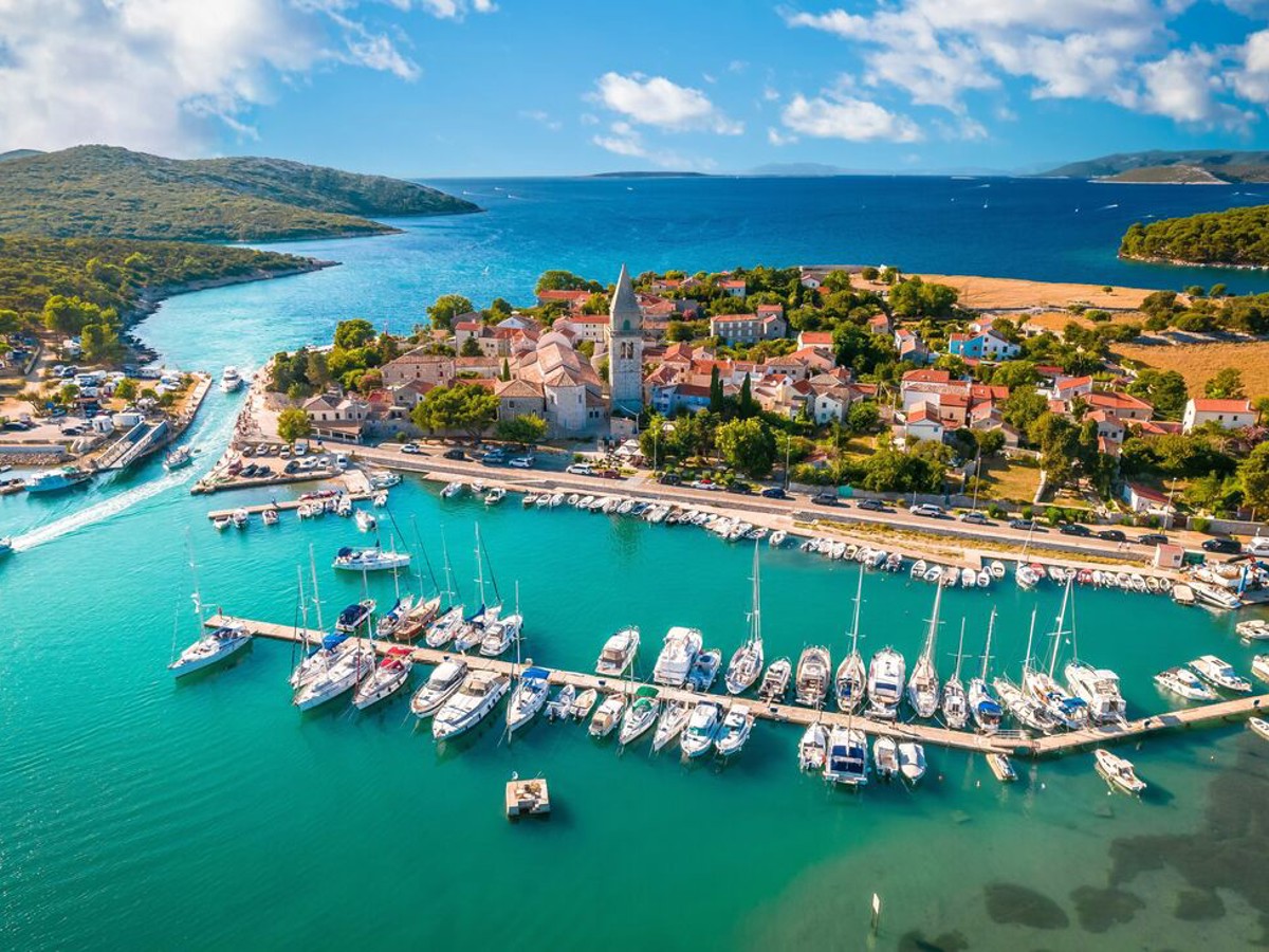 Cres Height Resor till Cres, Kroatiska öar - Boka med Sembo
