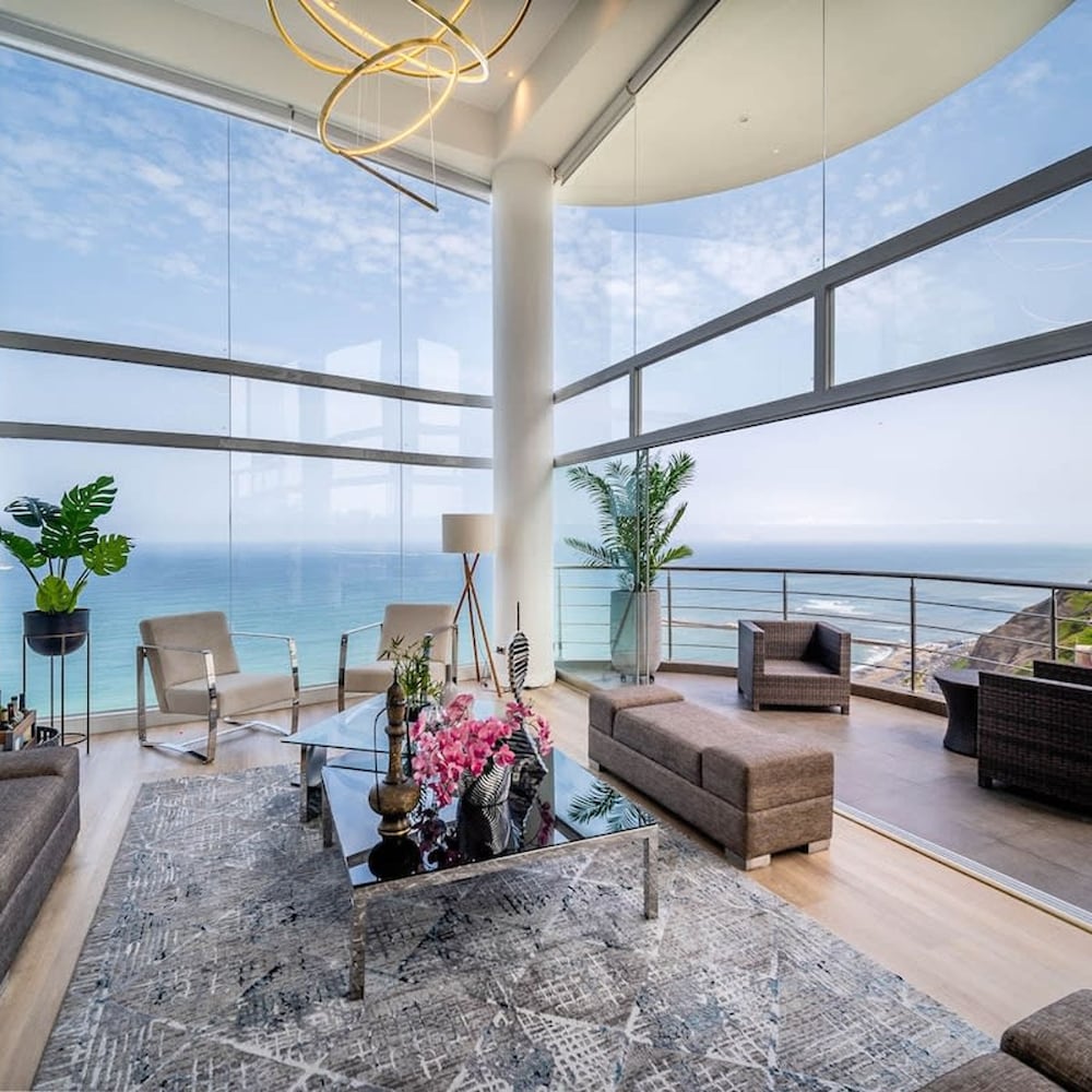 Penthouse Private Pool Ocean View Miraflores - Buchen mit Sembo