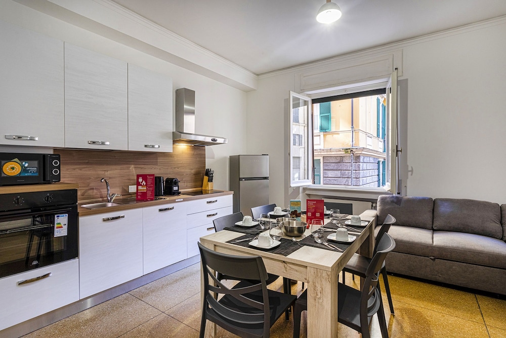 The Assarotti Residence - P IVA - Boka med Sembo
