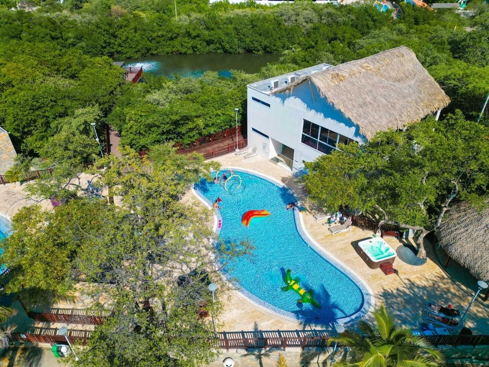Api Samaria U-GO Samaria Club de Playa - Buchen mit Sembo